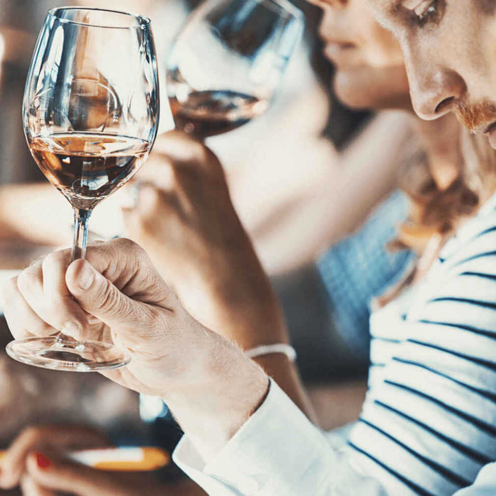 Crean nueva comunidad para 'winelovers'